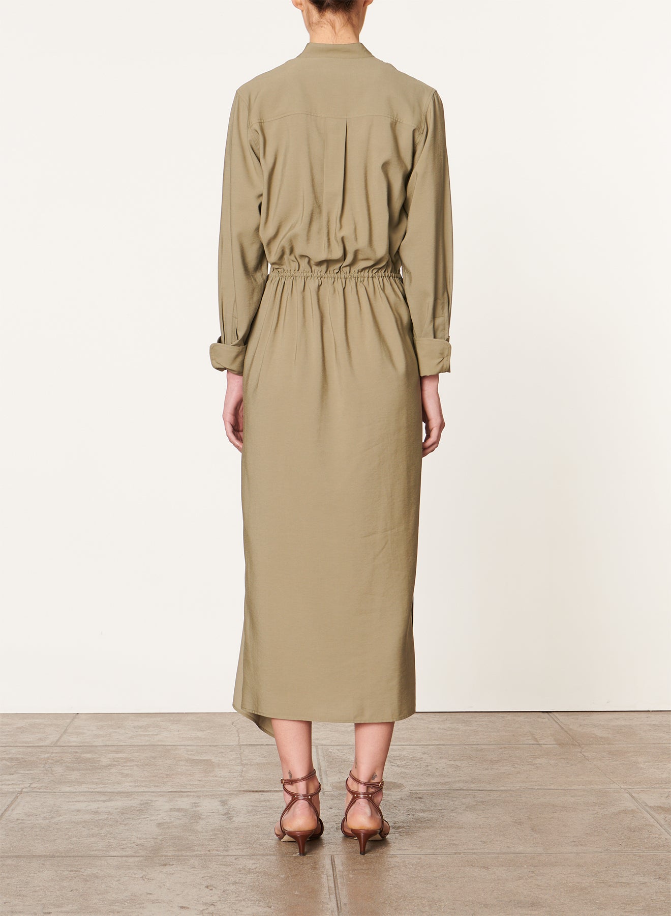 67 QTY NEW // KAKI / Robe Dolmen - KAKI