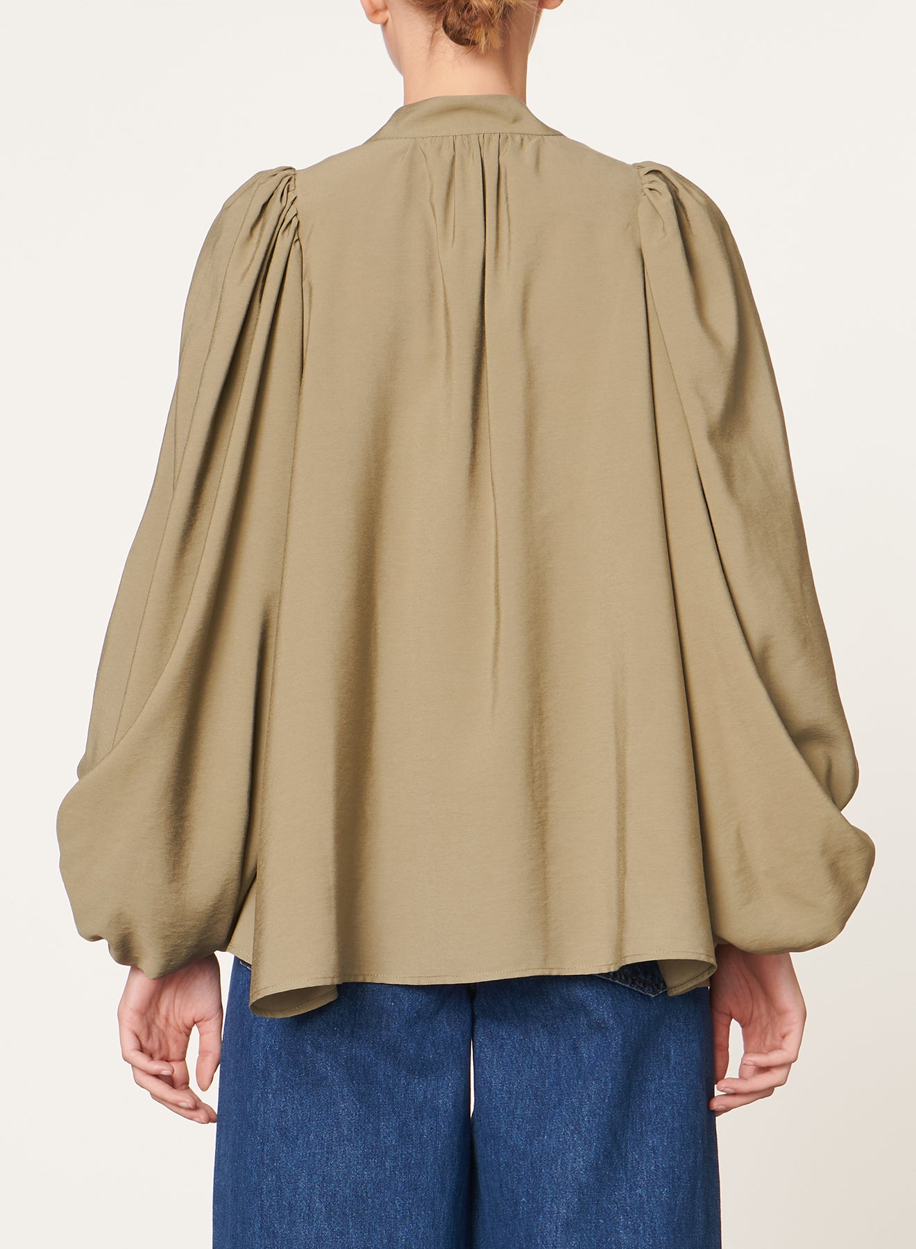 17 QTY NEW // KAKI / Blouse Bell - KAKI