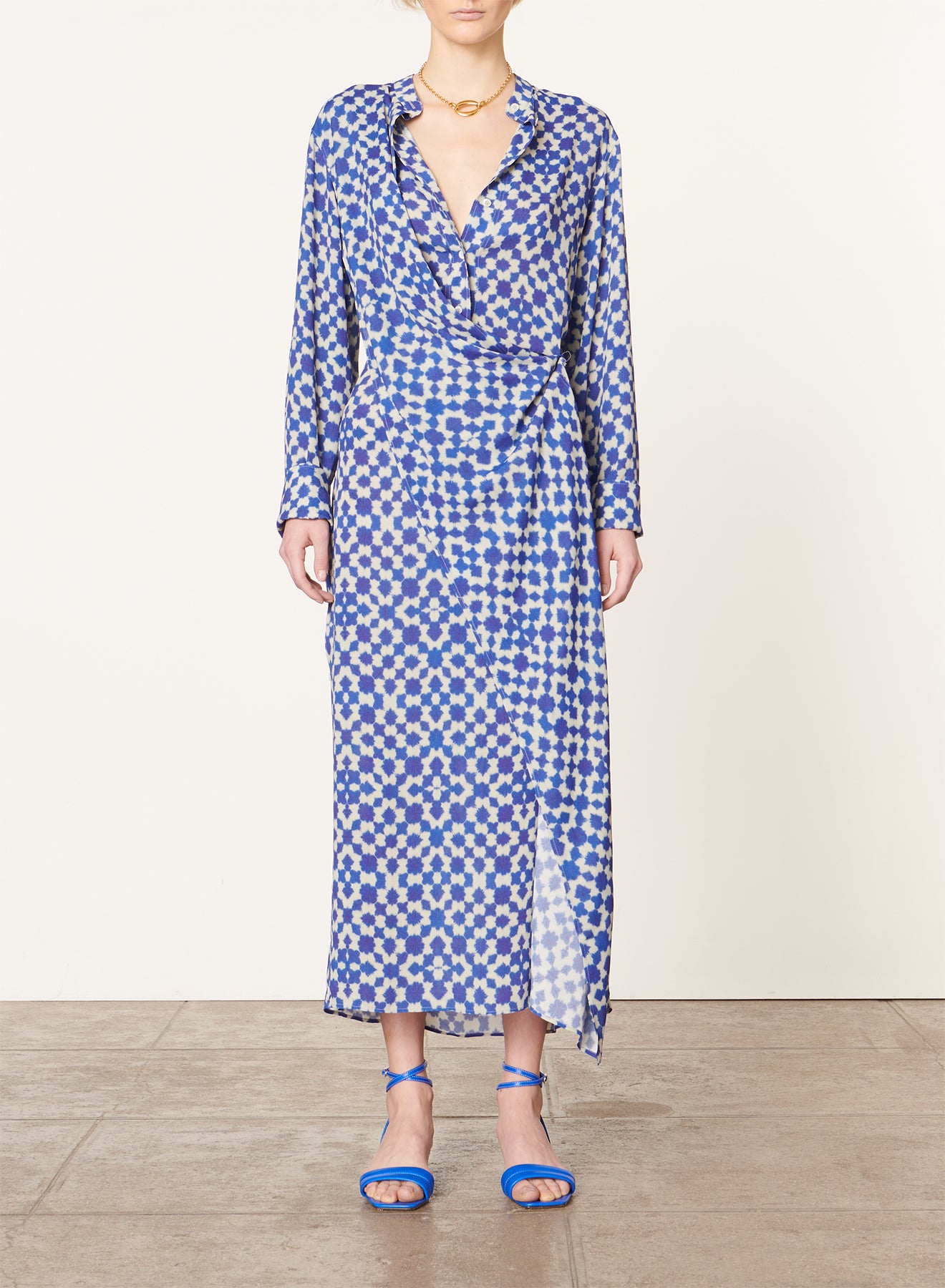 46 QTY NEW // BLEU / Robe Dolmen - BLEU