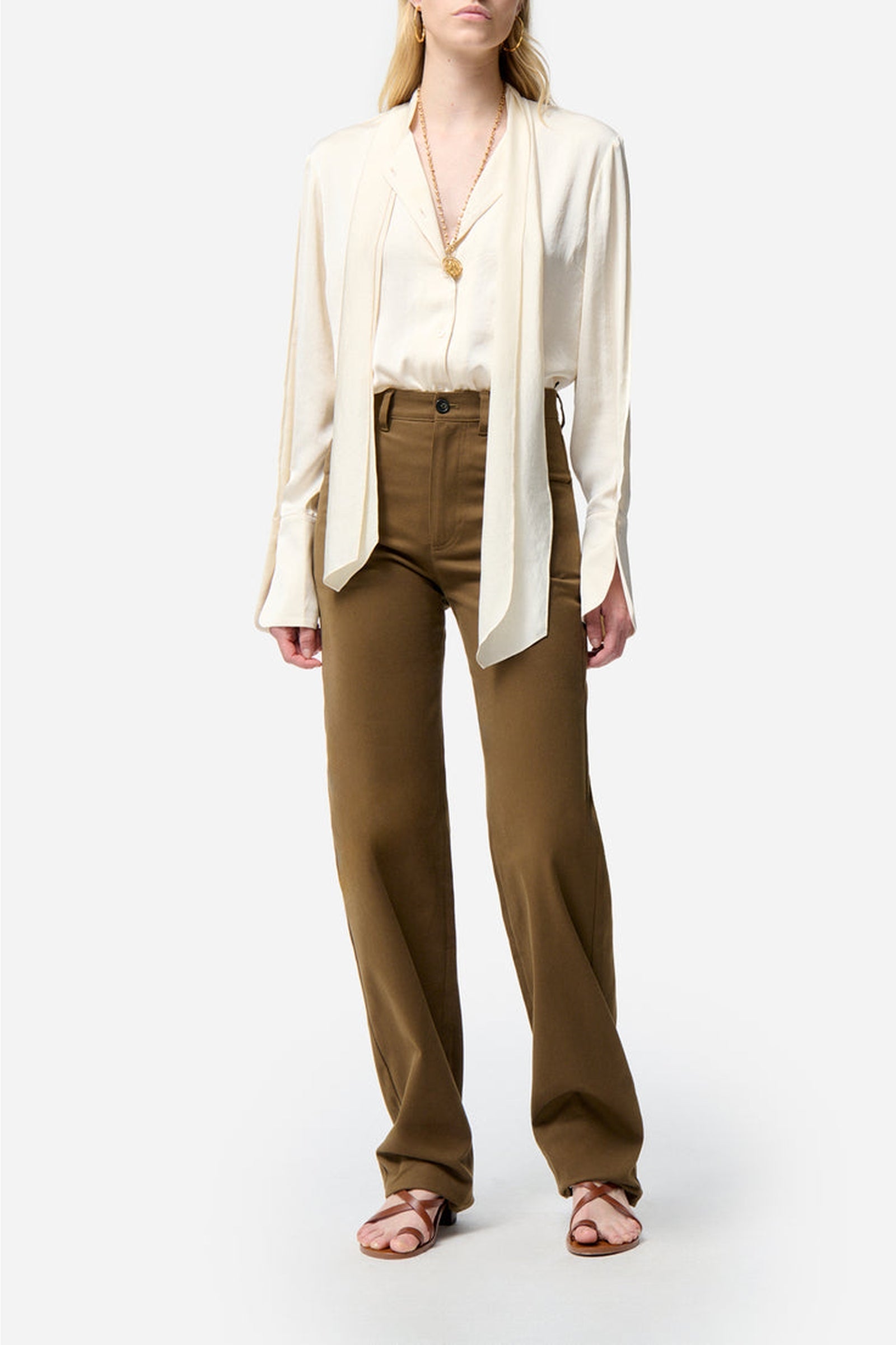 Chemise à col lavallière Filipina en satin - Écru