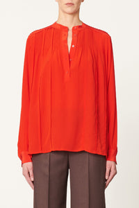 Flowing pleated silk blouse with a stand-up collar - Coquelicot