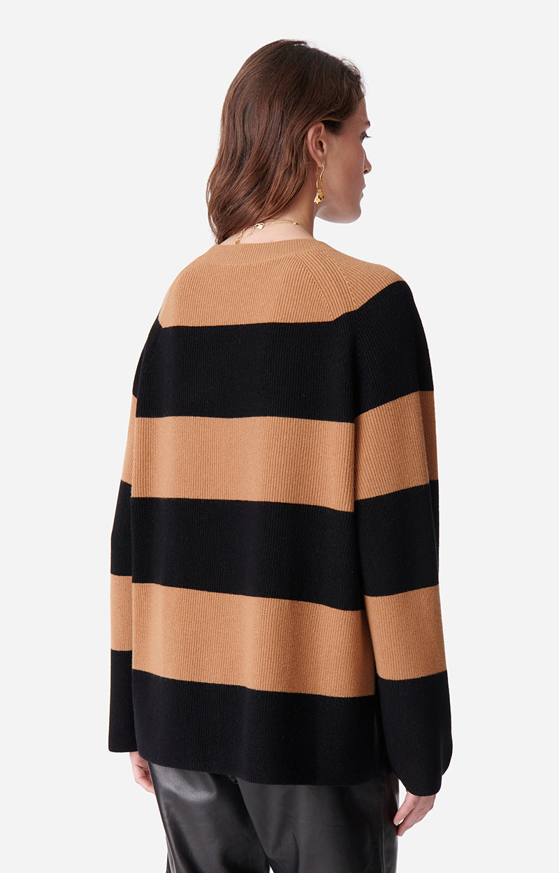 61 QTY NEW // CANNELLE/NOIR / Pull Dania - CANNELLE/NOIR