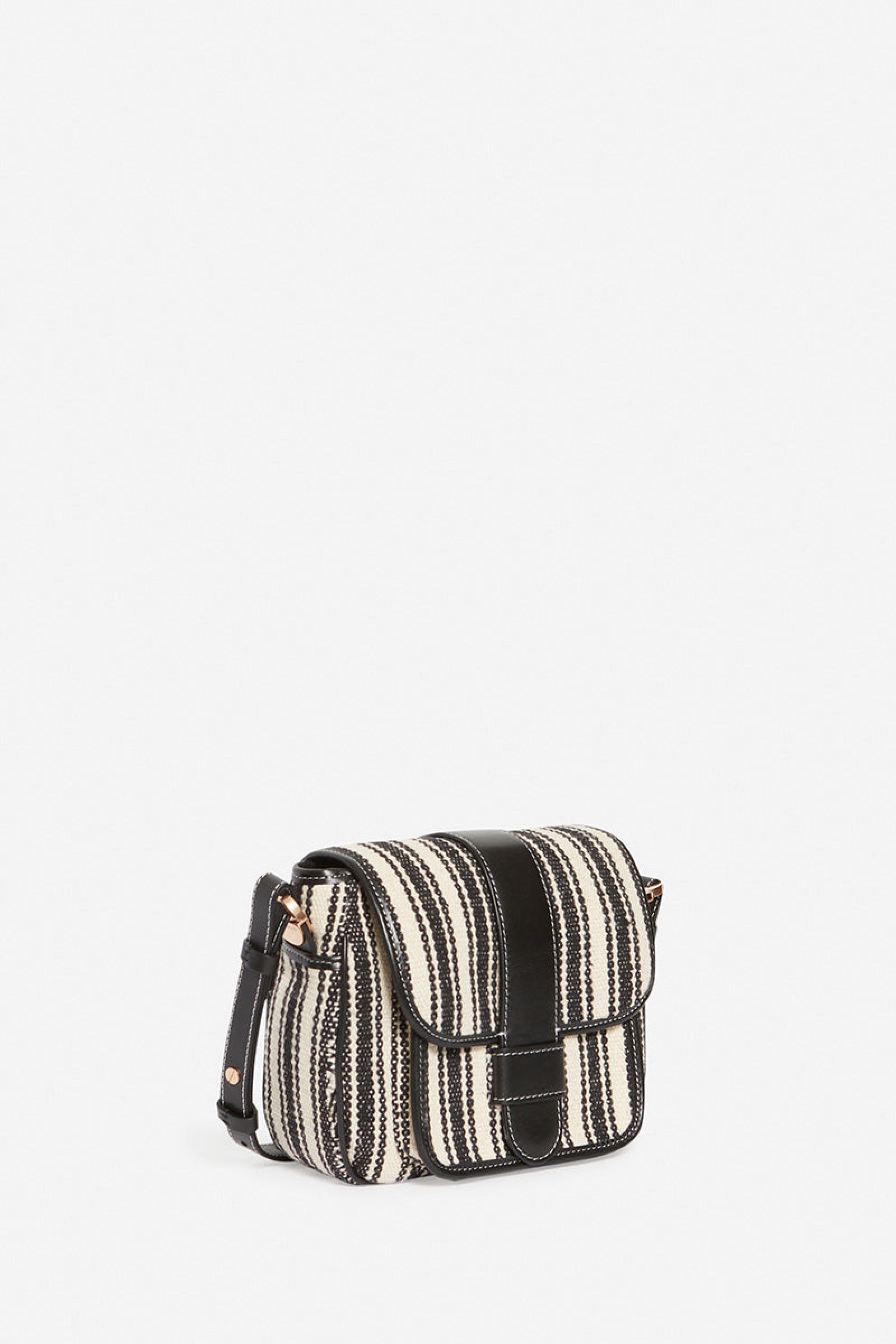 Frankie flap bag in canvas - Black & White