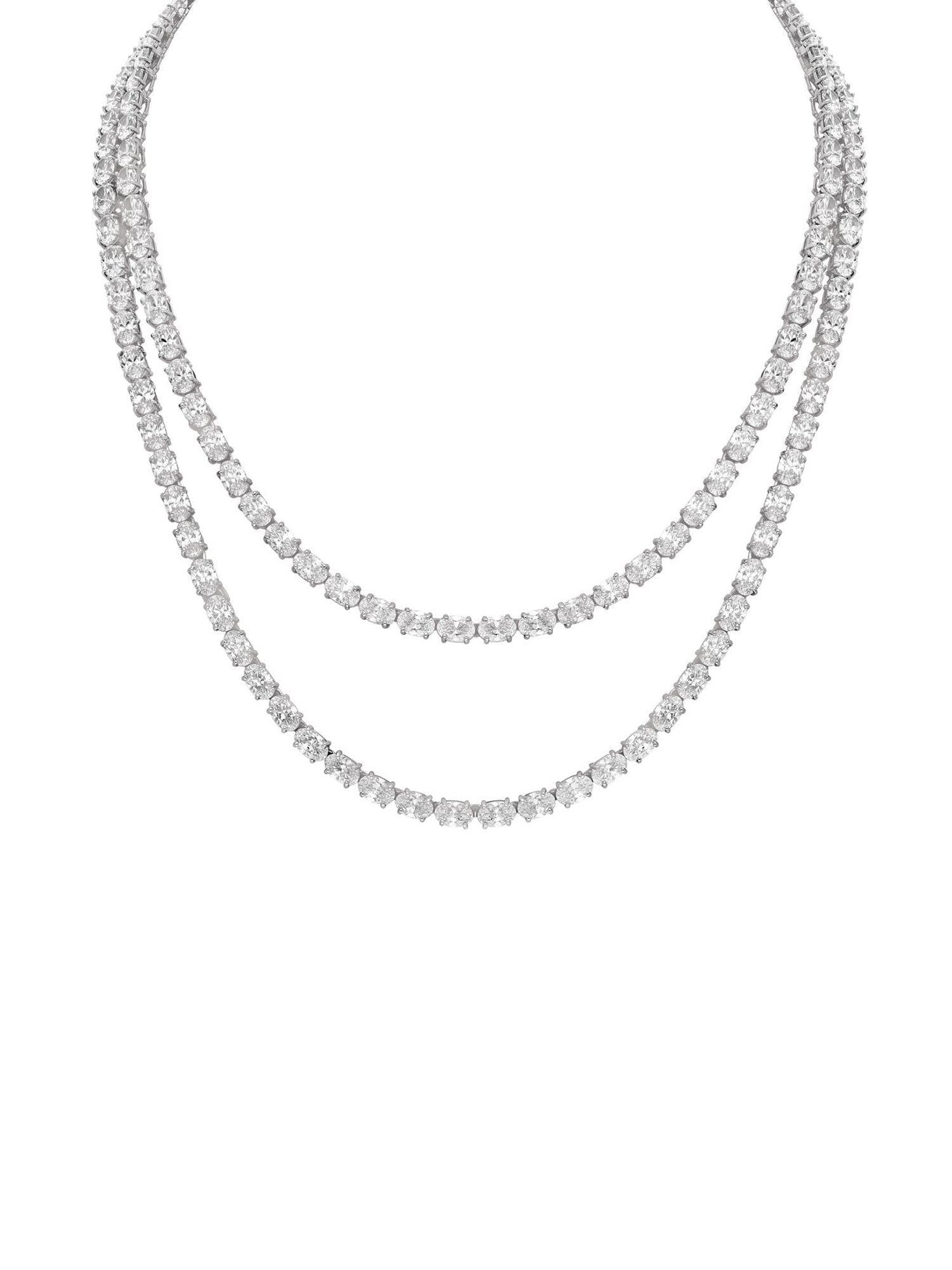 1qty DJV / QTY DISPO : 6-QTY VENDUES : 2-ST : 33% PRIX DJV : 995€ // Argent Rhodié Sautoir 90cm en argent rhodié serti de Burmalite™ blanche taille ovale 6x4mm /// RECO : 1170€