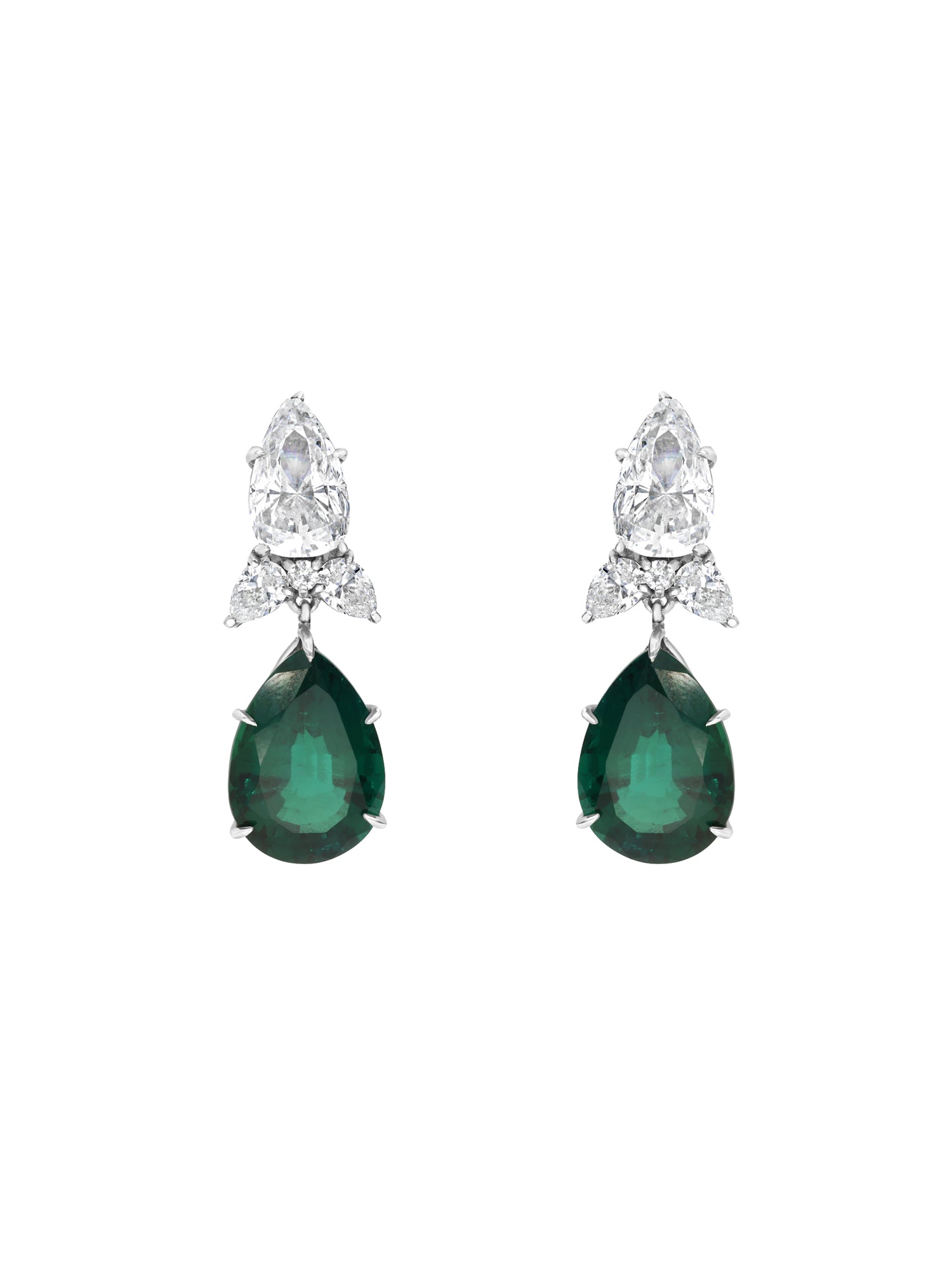 4qty DJV / QTY DISPO : 4-QTY VENDUES : 0-ST : 0% PRIX DJV : 795€ // Argent Rhodié Boucles d'oreilles en argent rhodié système mixte serties de Burmalite™ taille poire vert émeraude 18x13mm et Burmalite™ blanche taille poire /// RECO : 720€