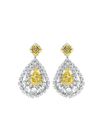 3qty DJV / QTY DISPO : 2-QTY VENDUES : 0-ST : 0% PRIX DJV : 695€ // Argent Rhodié Boucles d'oreilles en argent rhodié système mixte serties de Burmalite™ taille poire et coussin jonquille entourage Burmalite™ blanche taille ronde et ovale /// RECO : 714€