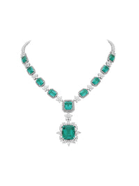 1qty NEW / Argent Rhodié Collier en argent rhodié serti de Burmalite blanche et vert émeraude de Colombie taille émeraude // RECO : 2375€