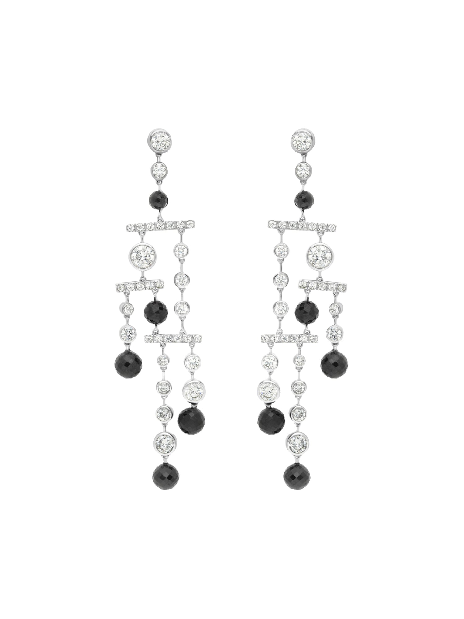2qty DJV / QTY DISPO : 3-QTY VENDUES : 0-ST : 0% PRIX DJV : 350€ // Argent Rhodié Boucles d'oreilles sur argent rhodié serties taille brillant et pavage Burmalite™ /// RECO : 418€