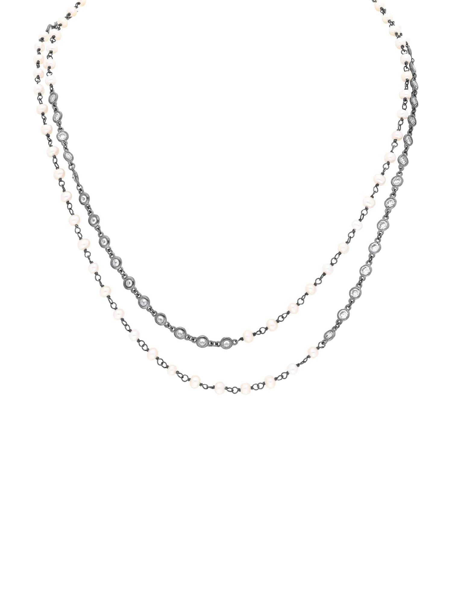 1qty DJV / QTY DISPO : 2-QTY VENDUES : 0-ST : 0% PRIX DJV : 195€ // Argent Sautoir chaine 82cm perle d'eau douce 4mm et Burmalite™ 3mm sur argent noirci /// RECO : 198€