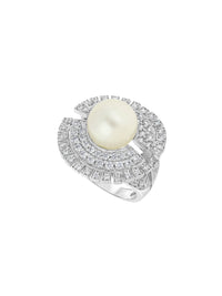 1qty DJV / QTY DISPO : 1-QTY VENDUES : 0-ST : 0% PRIX DJV : 295€ // Argent Rhodié Bague en argent rhodié sertie de perle synthétique blanche et demi-lune pavée de Burmalite™ blanche /// RECO : 375€