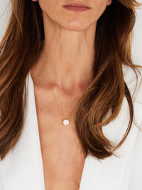 1qty DJV / QTY DISPO : 1-QTY VENDUES : 0-ST : 0% PRIX DJV : 1990€ // Or jaune 18ct Pendentif sur chaine en or jaune 18 carats serti de moissanite taille brillant 8mm /// RECO : 1800€