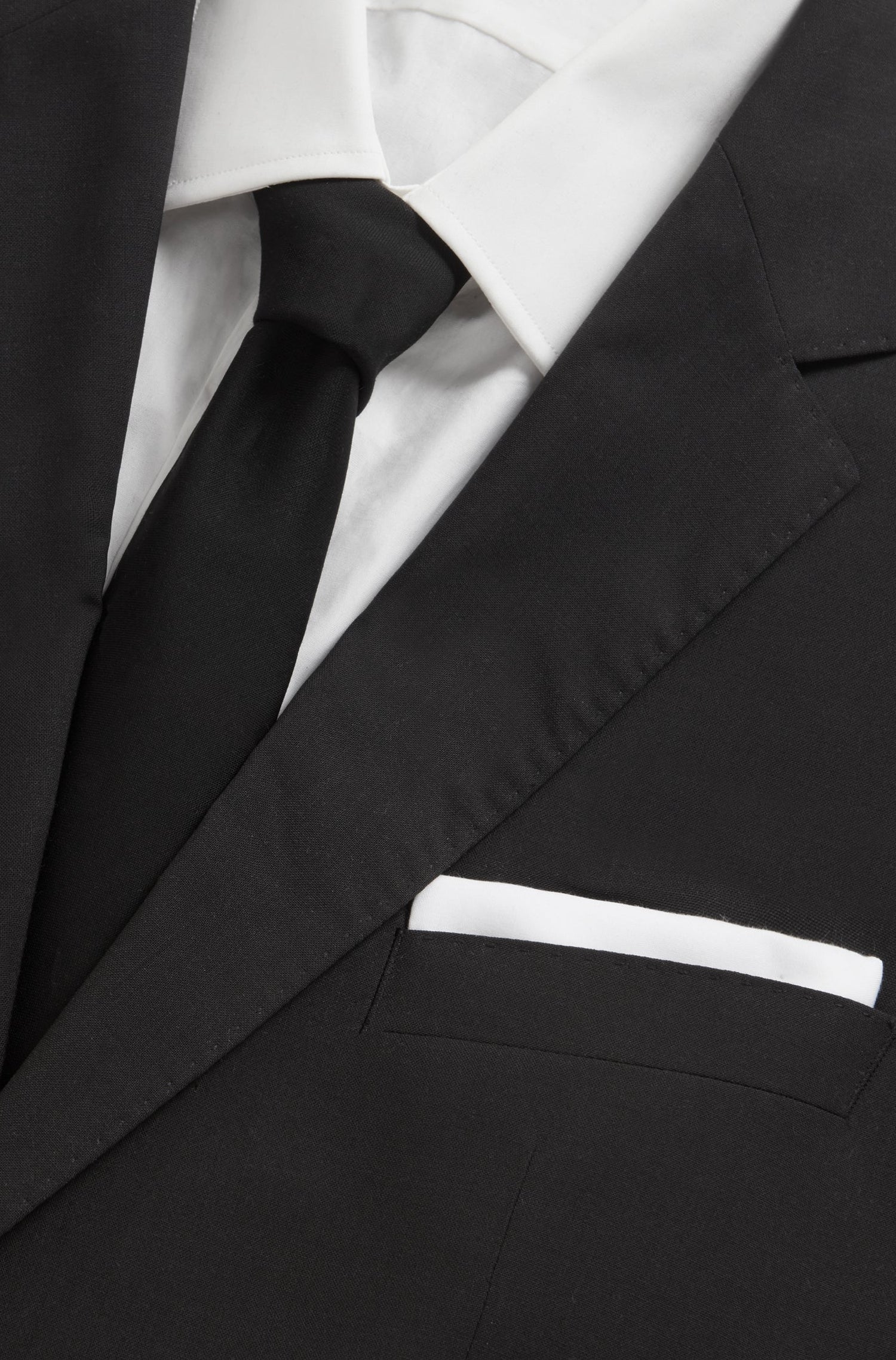 Classic pocket square - White