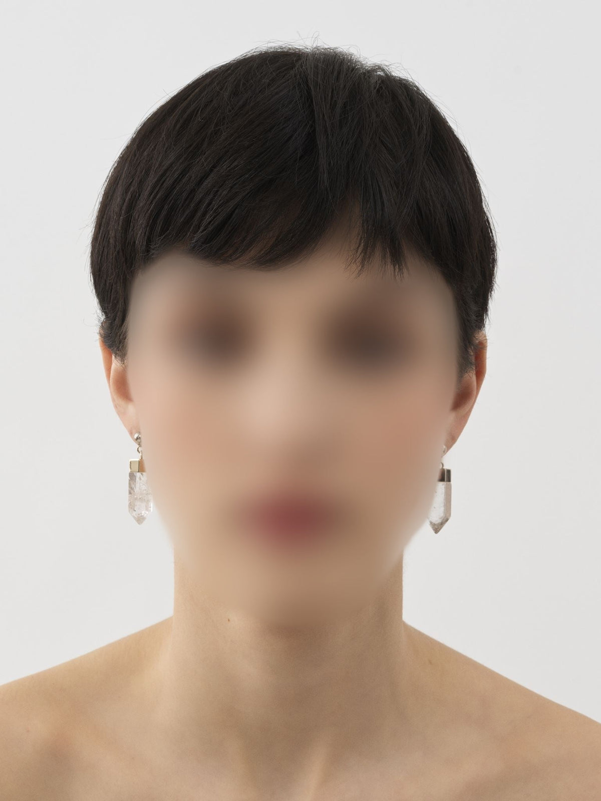 BASEPLUS_Crystal White EARRINGS - Crystal White