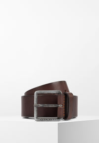 DARK BROWN // CASUAL BELTS JEEKO_SZ40
