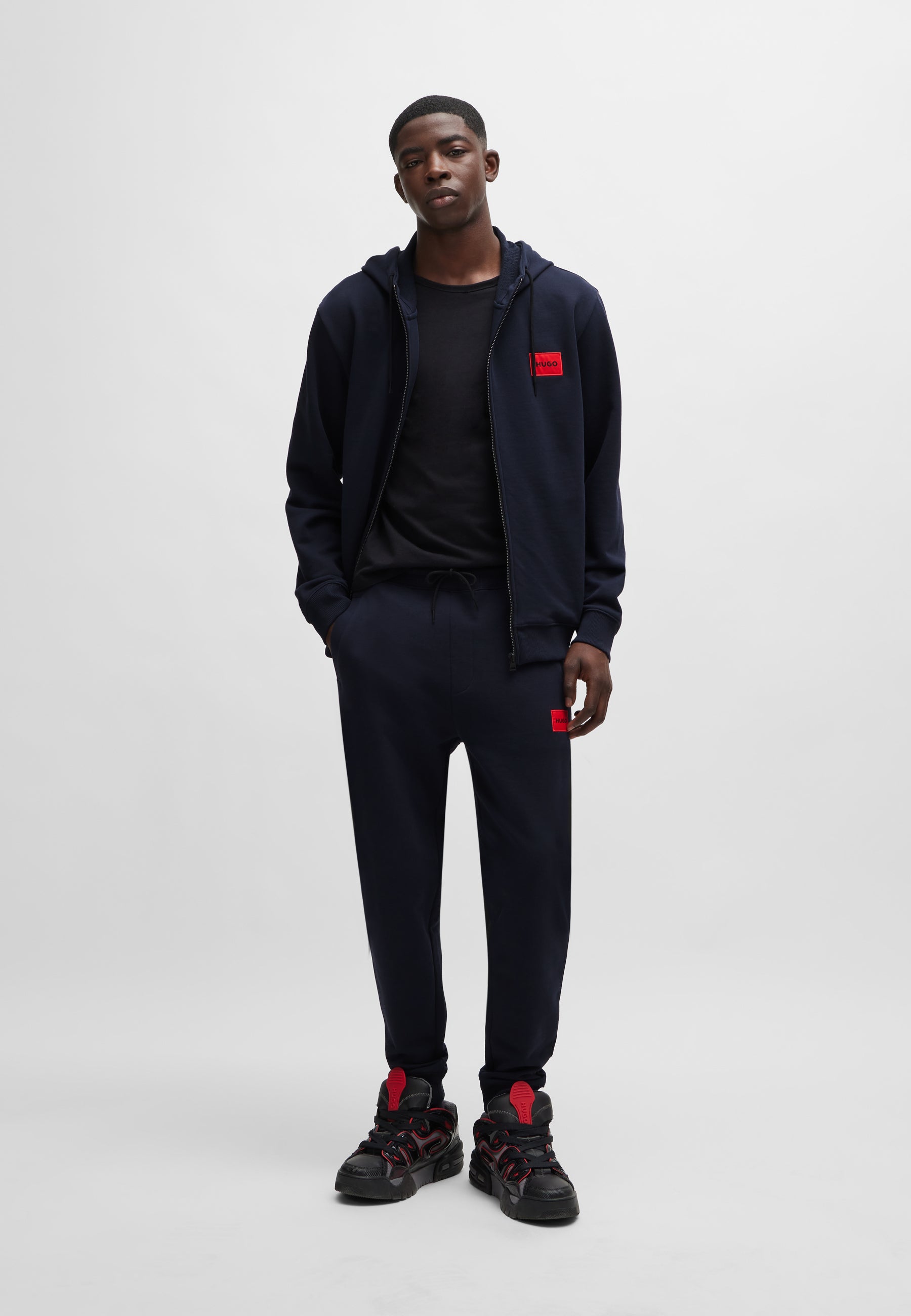DARK BLUE // CASUAL TROUSERS DOAK212