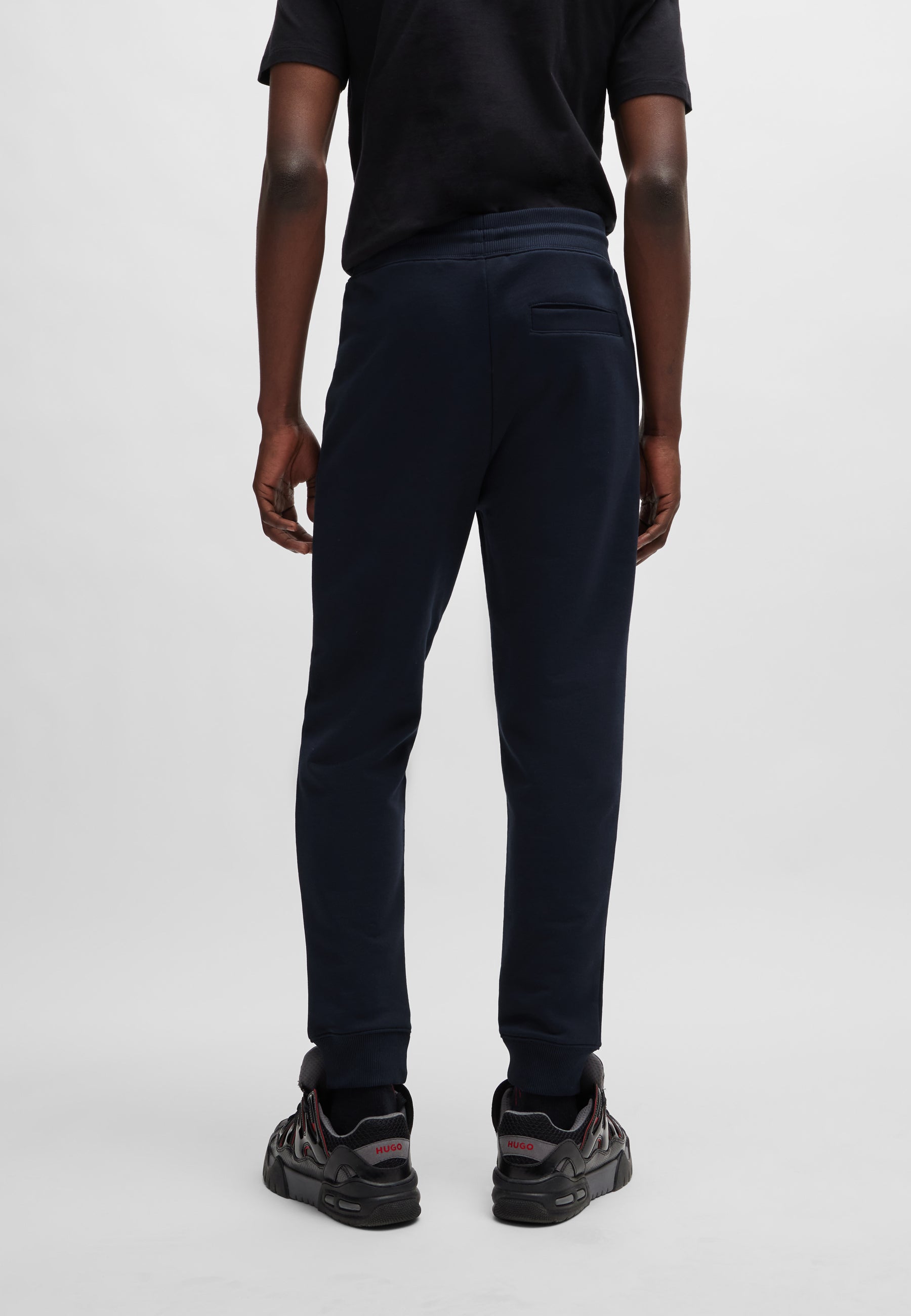 DARK BLUE // CASUAL TROUSERS DOAK212