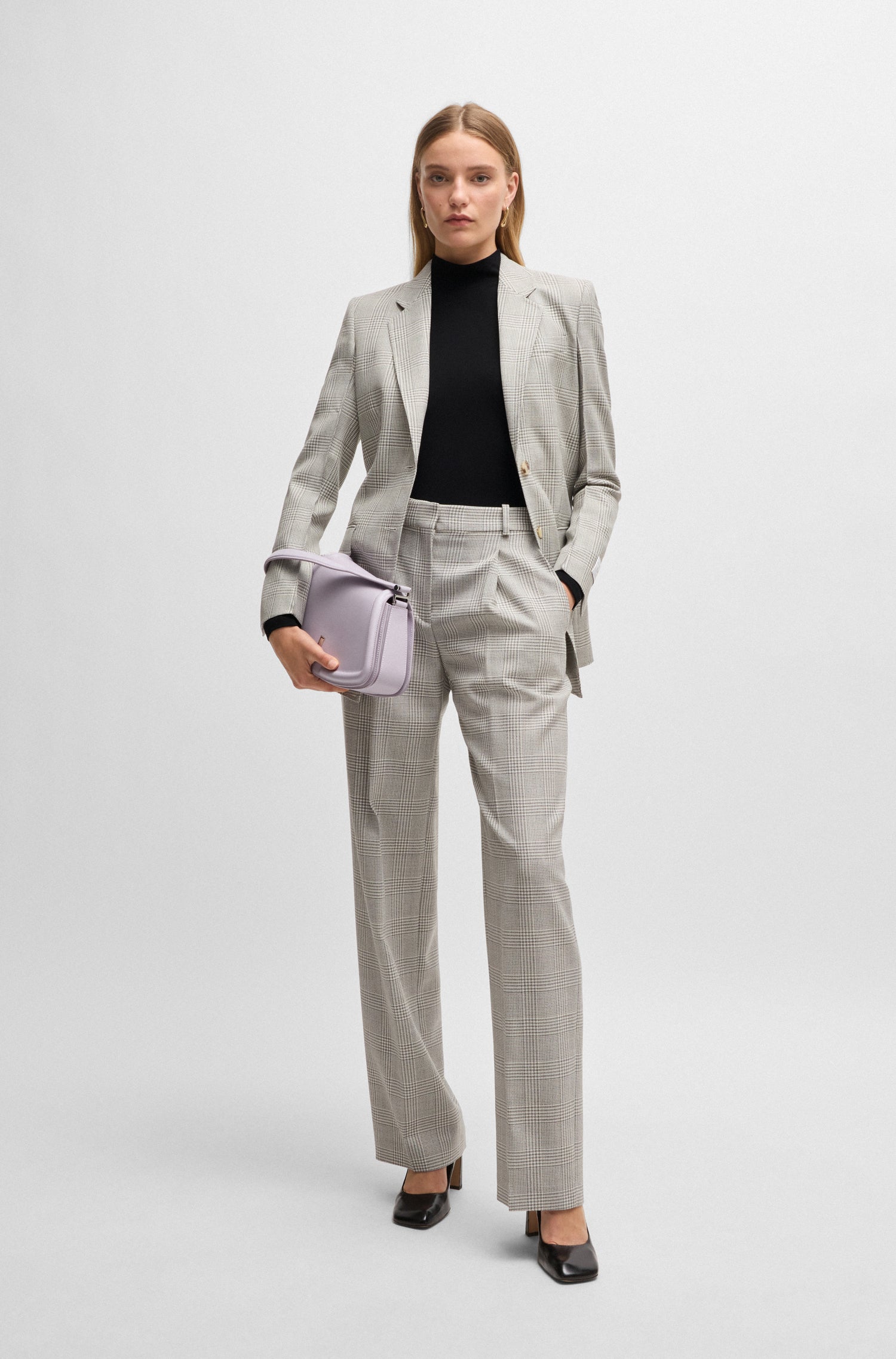 BLACK // CASUAL TOPS EMATA