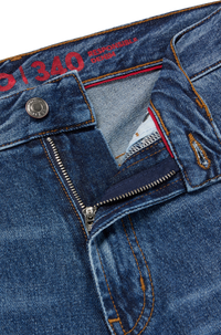 BRIGHT BLUE // JEANS HUGO 340