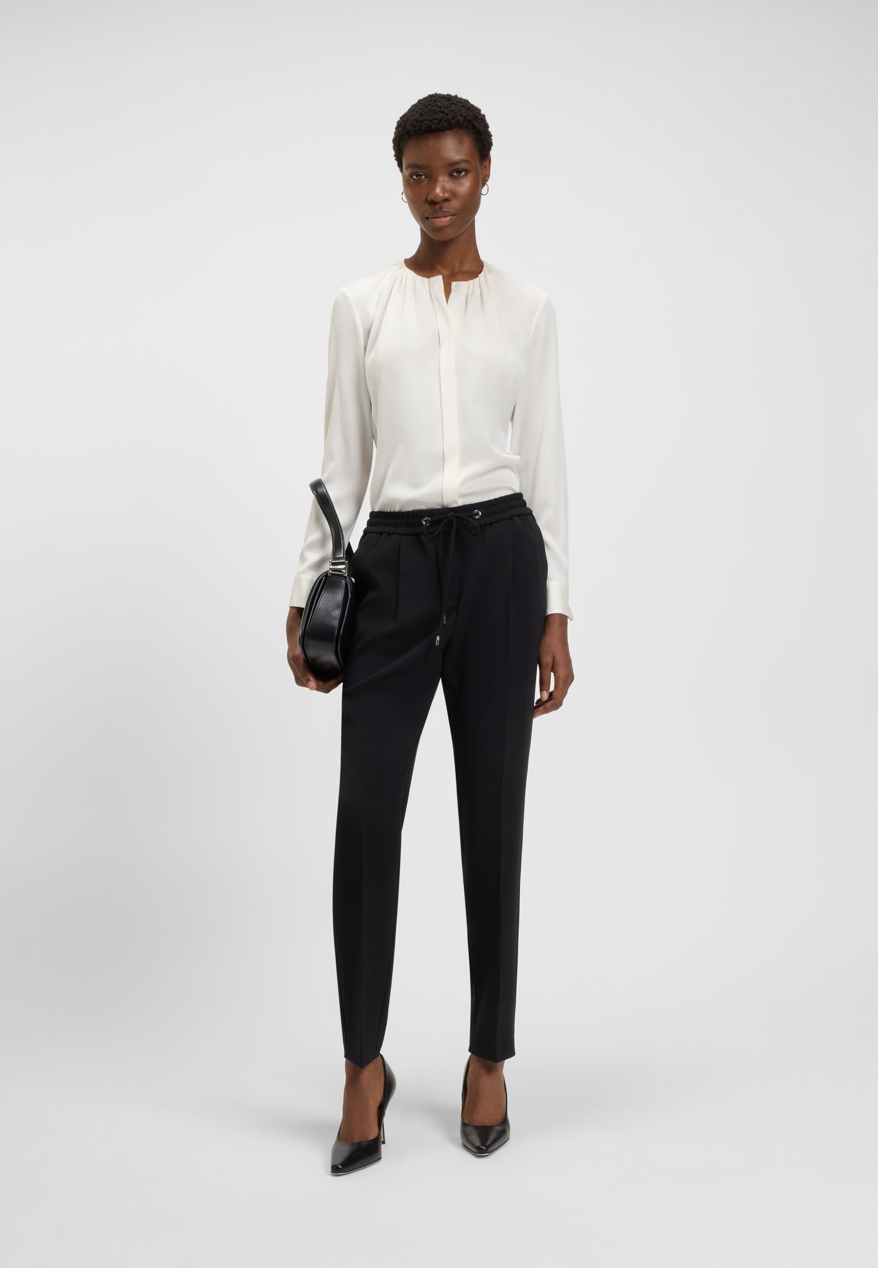 BLACK // FORMAL TROUSERS TARIYANAH