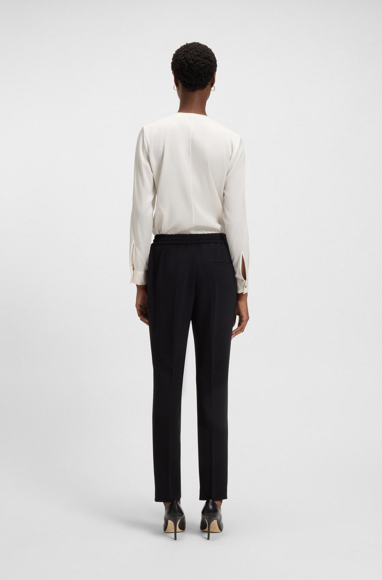 BLACK // FORMAL TROUSERS TARIYANAH