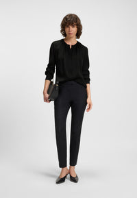 BLACK // TAILORED BLOUSES BANORAH