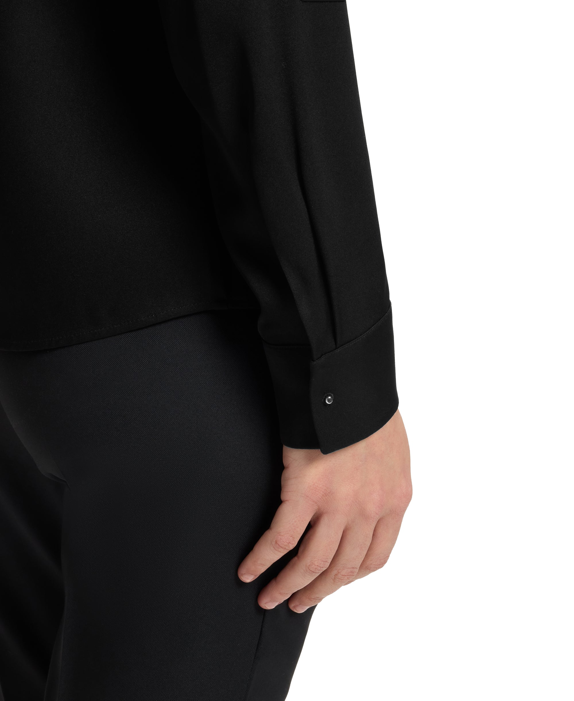 BLACK // TAILORED BLOUSES BANORAH