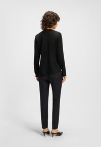 BLACK // TAILORED BLOUSES BANORAH