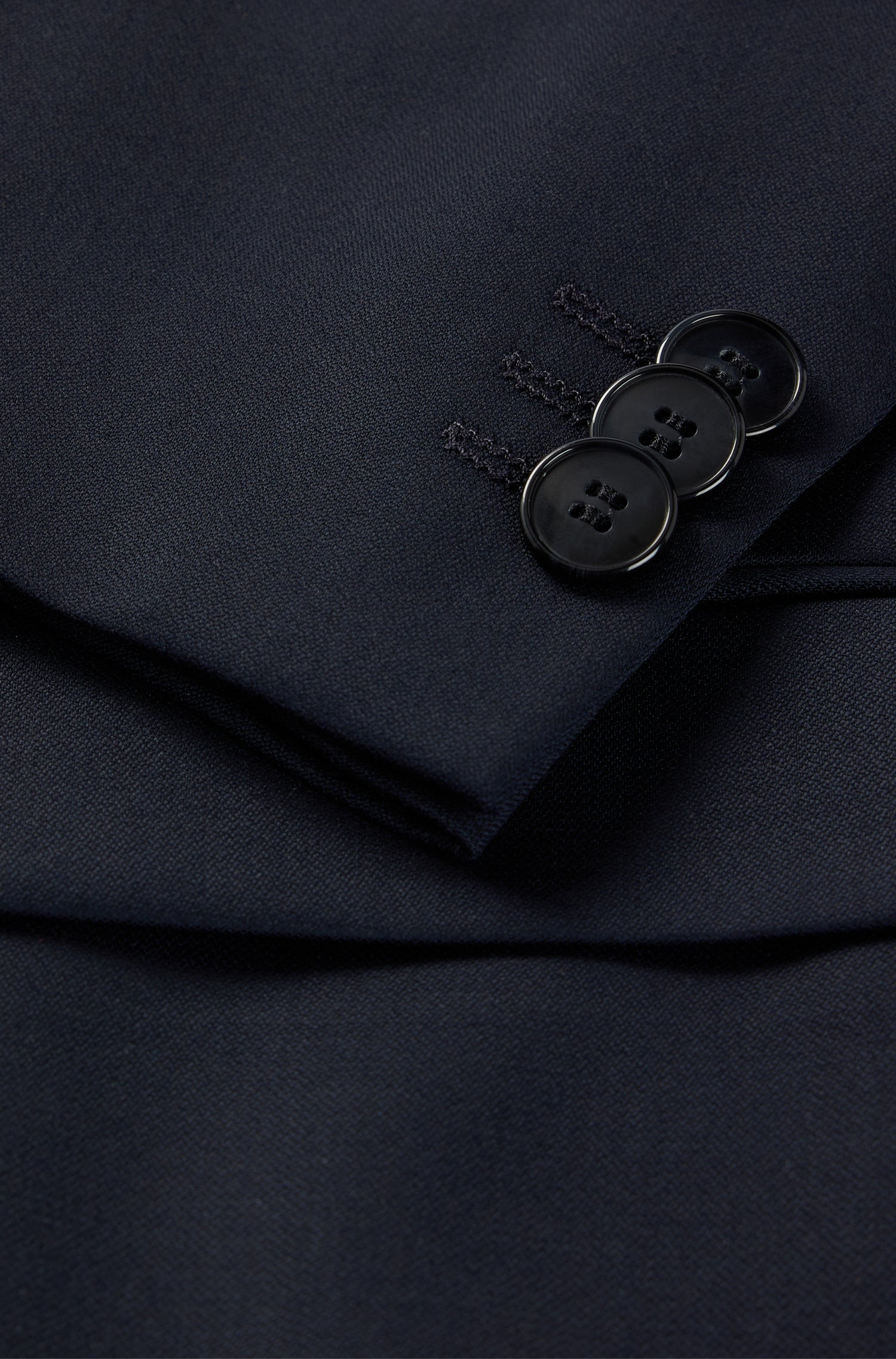 DARK BLUE // SUITS ARTI/HESTEN212