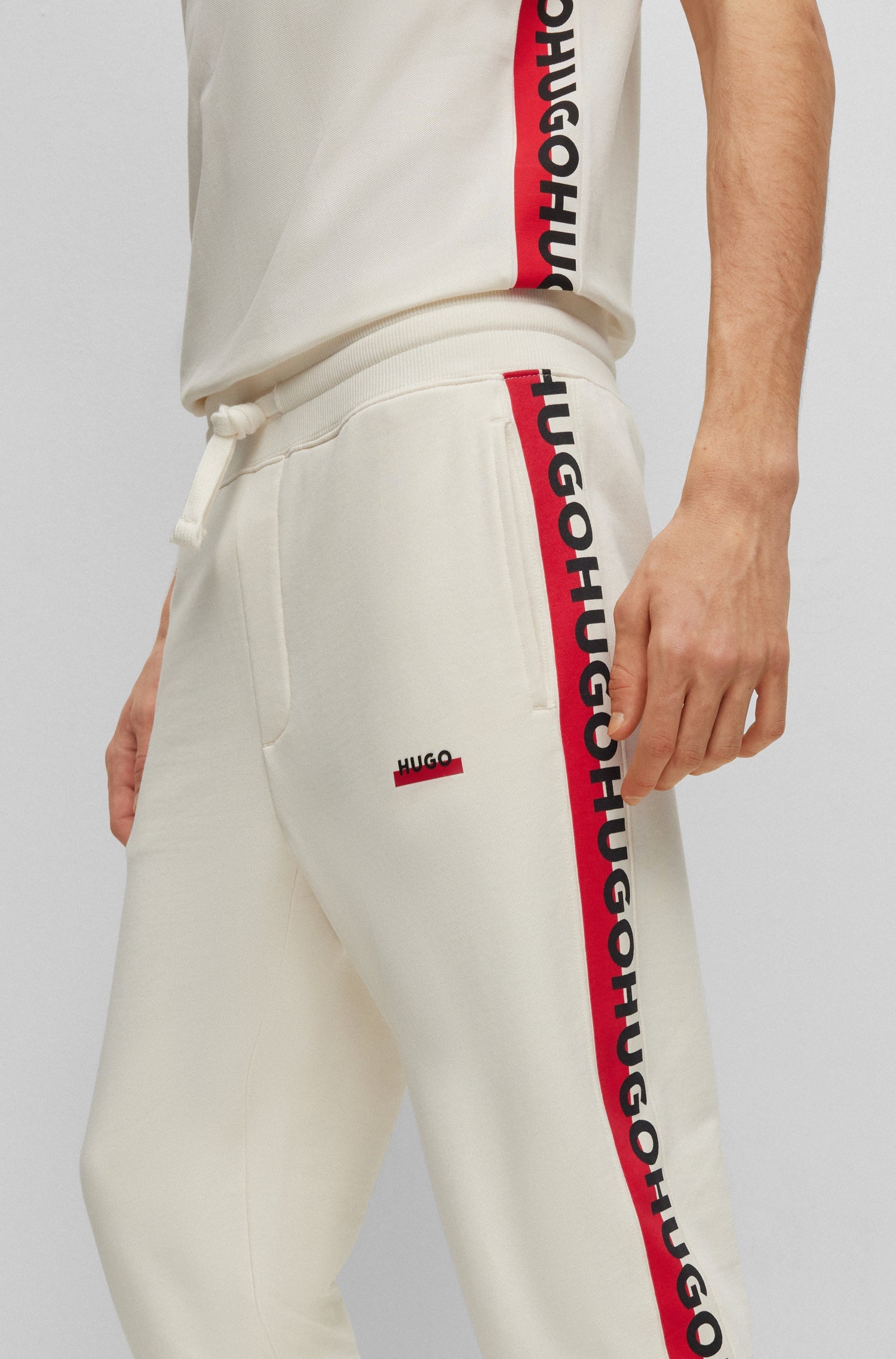 OPEN WHITE // CASUAL TROUSERS DOSTRICH
