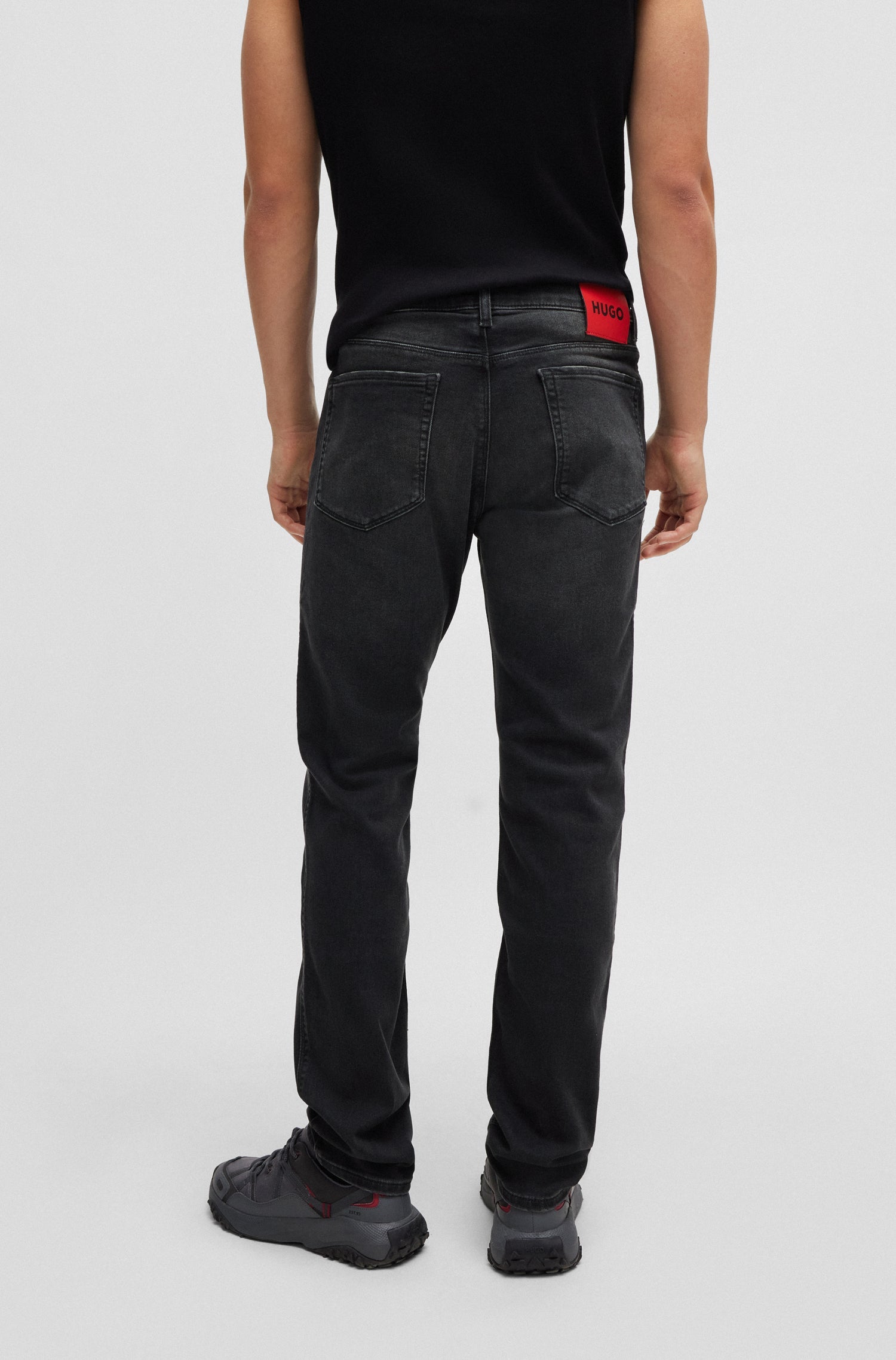 DARK GREY // JEANS HUGO 708
