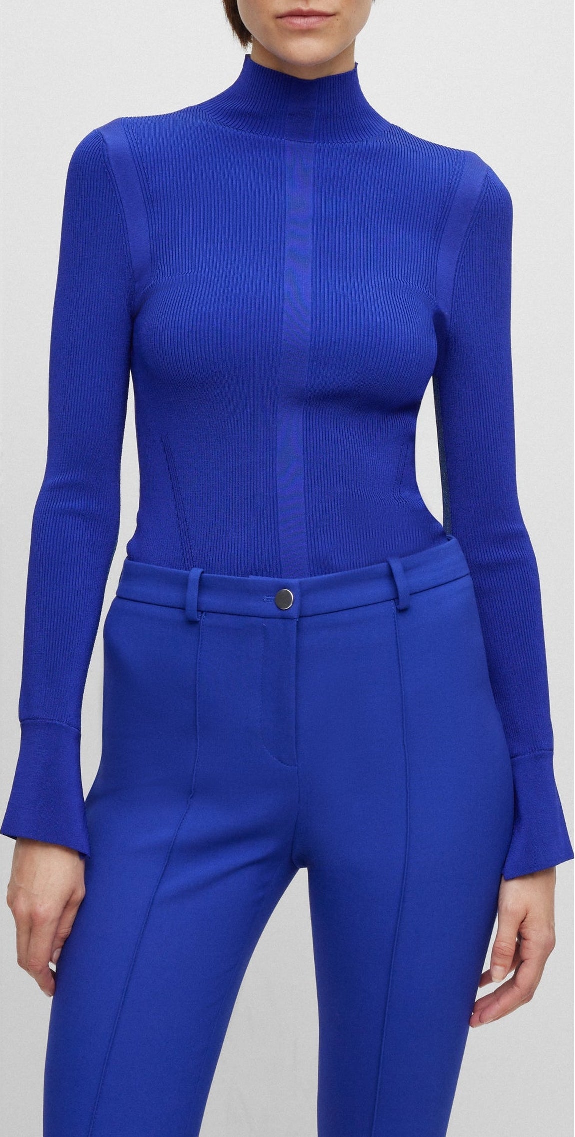 OPEN BLUE // SWEATERS FRESCIA