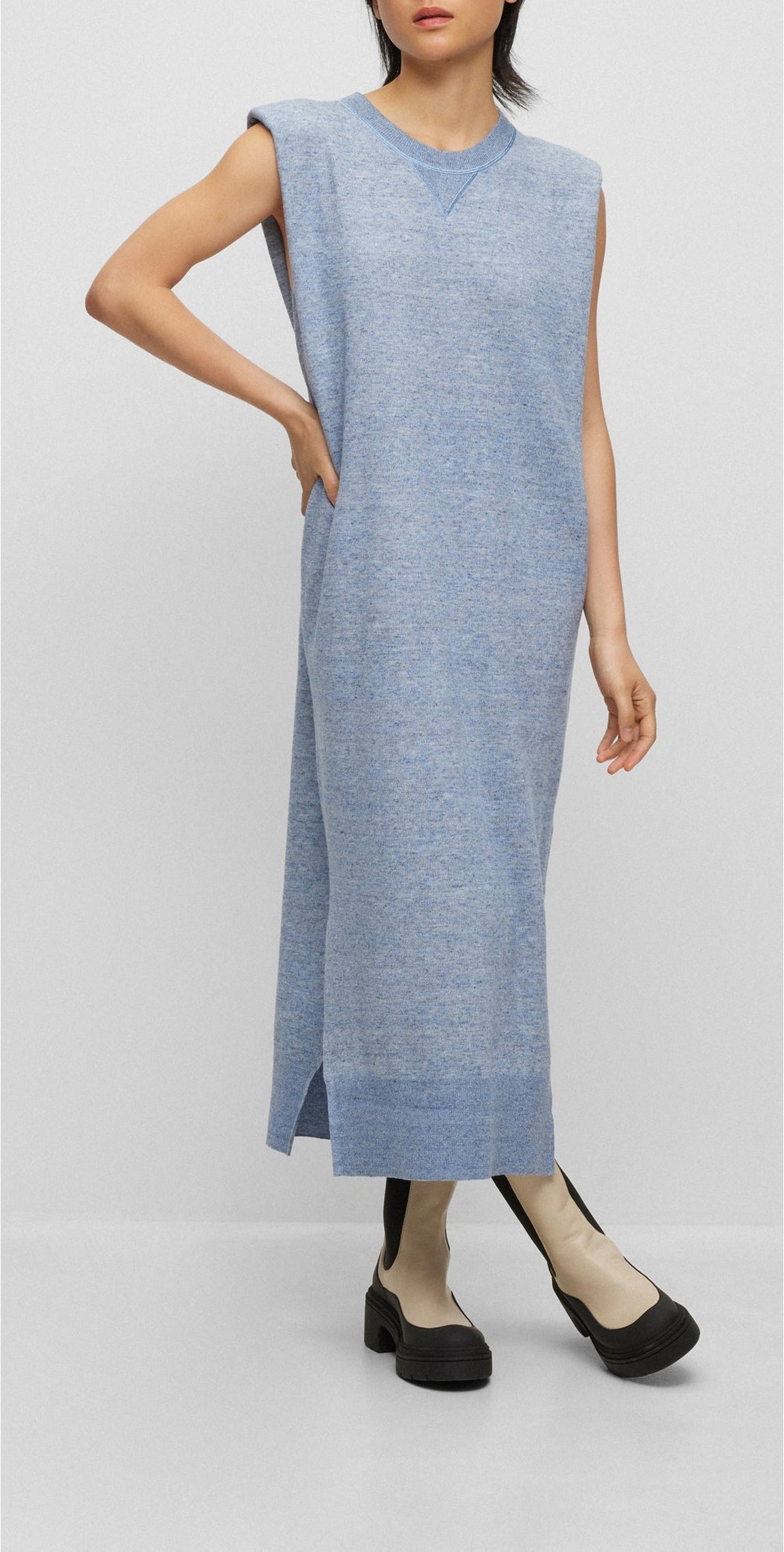 Robe Faja - Open Miscellaneous