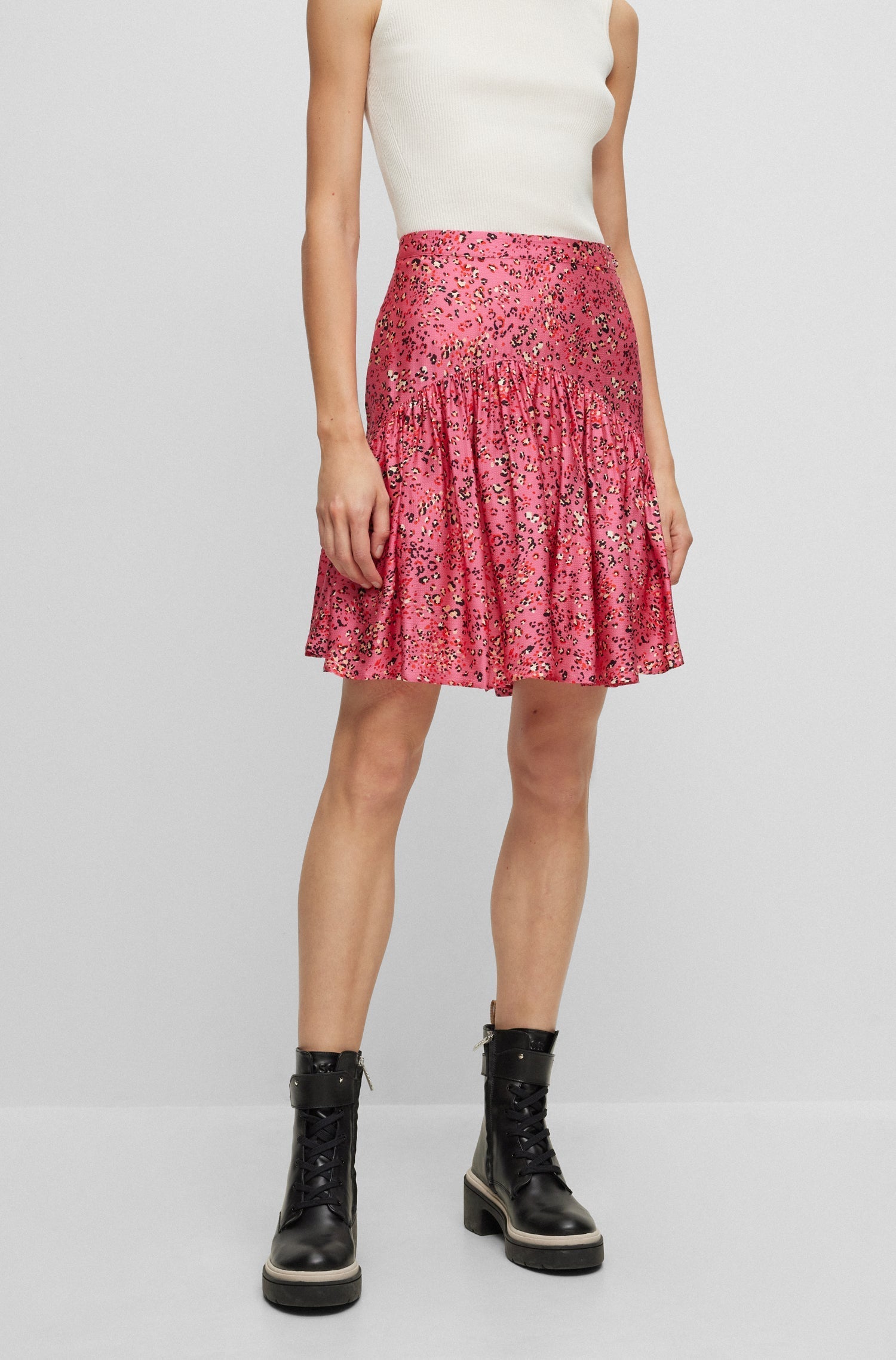 OPEN MISCELLANEOUS // CASUAL SKIRTS C_VIAT
