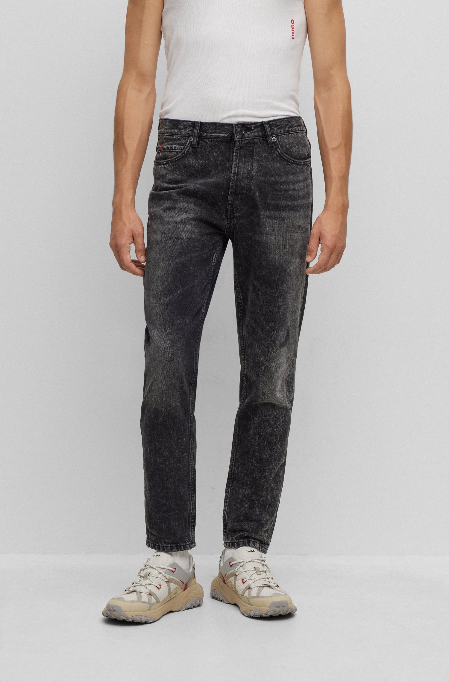 CHARCOAL // JEANS HUGO 634