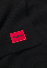 BLACK // KNITTED SCARF ZAFF 6
