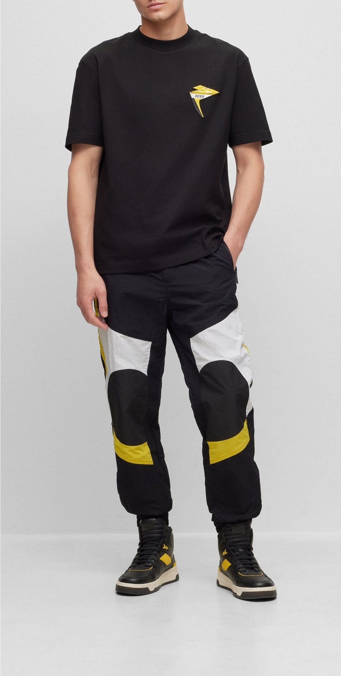 HORS LIGNE // LIGHT & PASTEL YELLOW // CASUAL TROUSERS SRACK