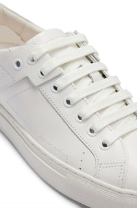 Futurism leather trainers - White