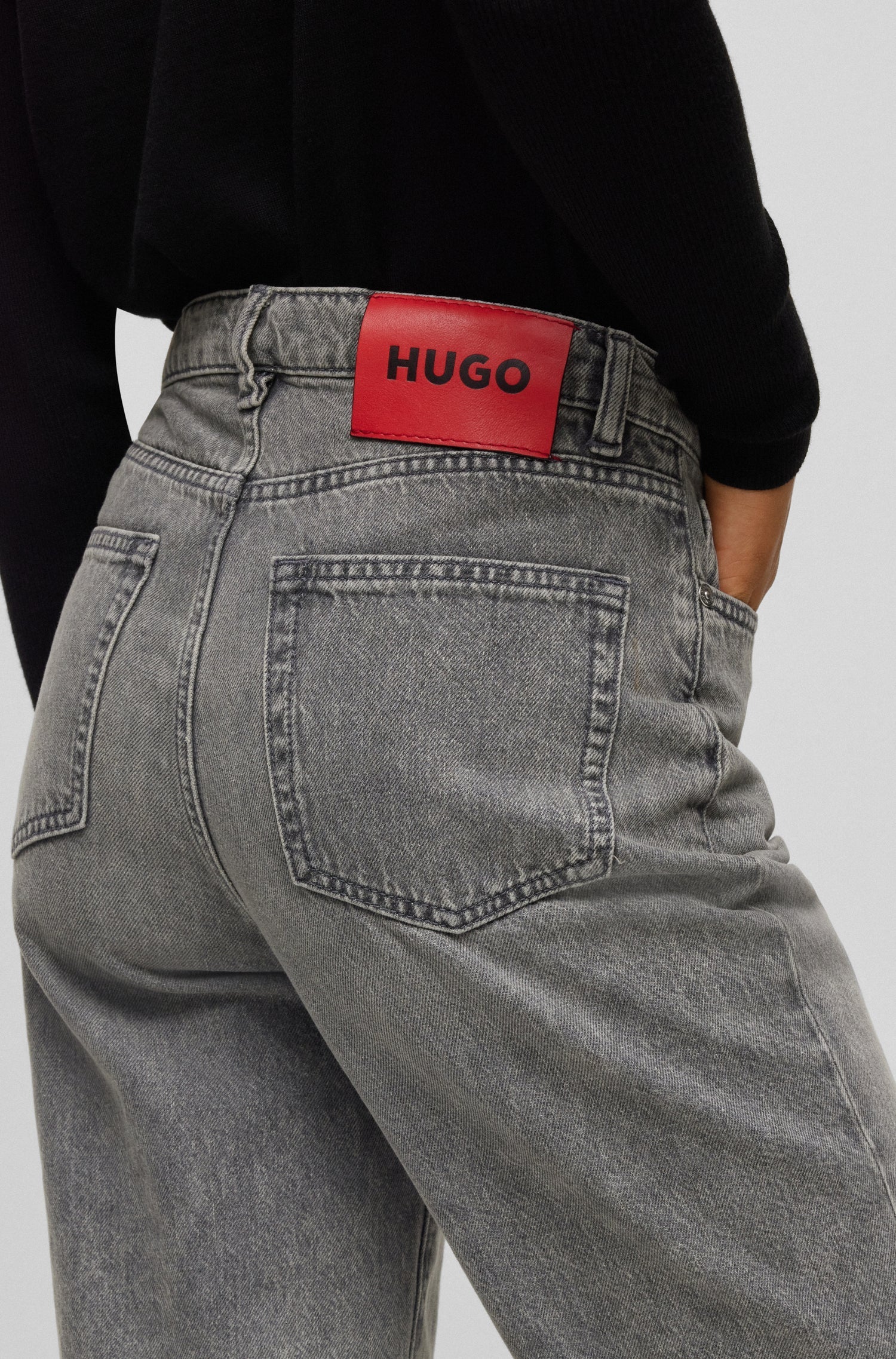 MEDIUM GREY // JEANS 933