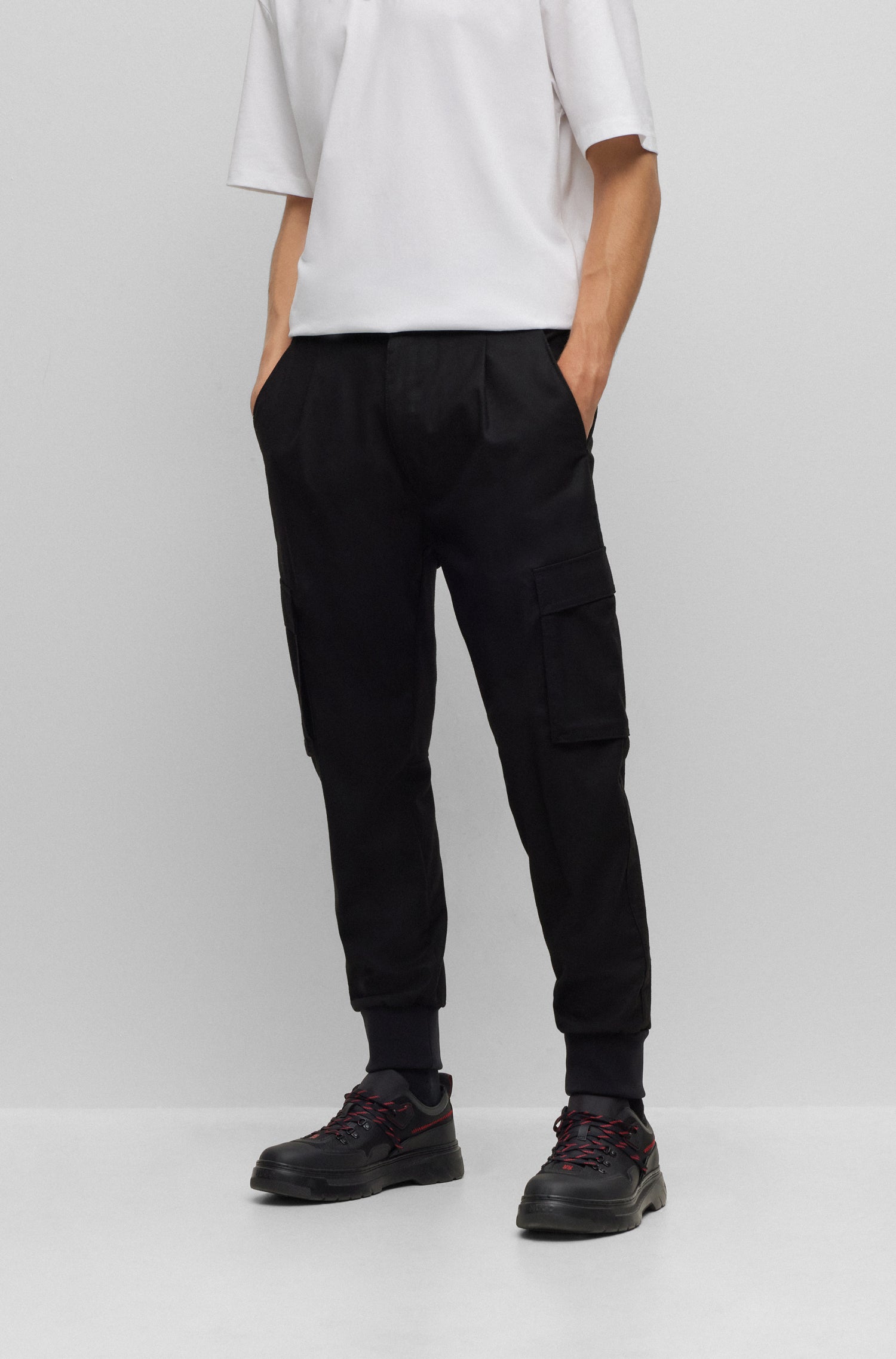 Glavin wool blend trousers - Black