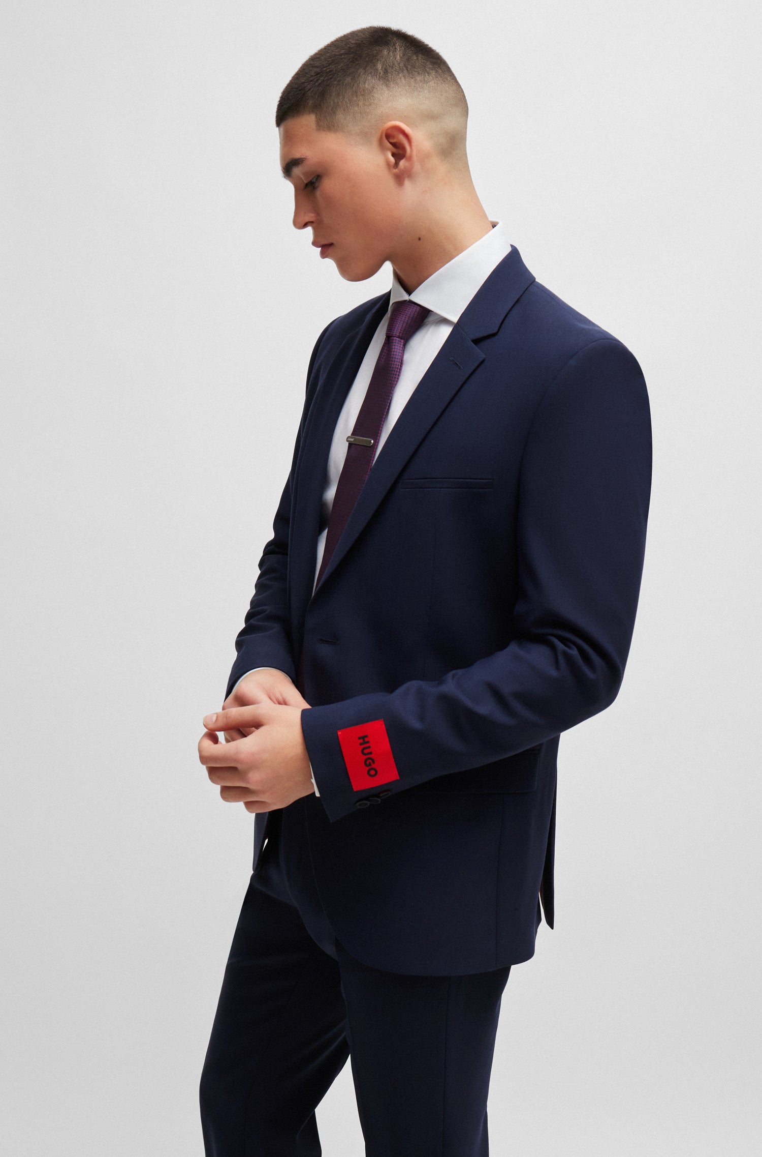 DARK BLUE // BUSINESS SUITS ARTI/HESTEN232X