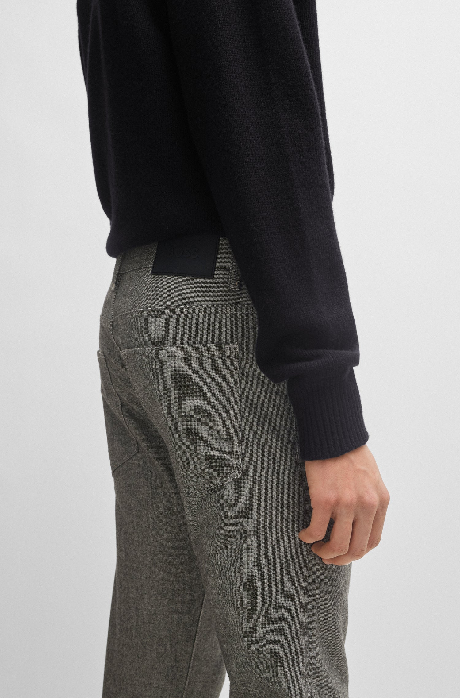 BLACK // CASUAL TROUSERS DELAWARE3-1-20