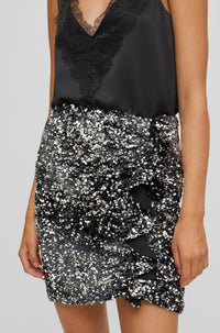 BLACK // CASUAL SKIRTS C_VALYA