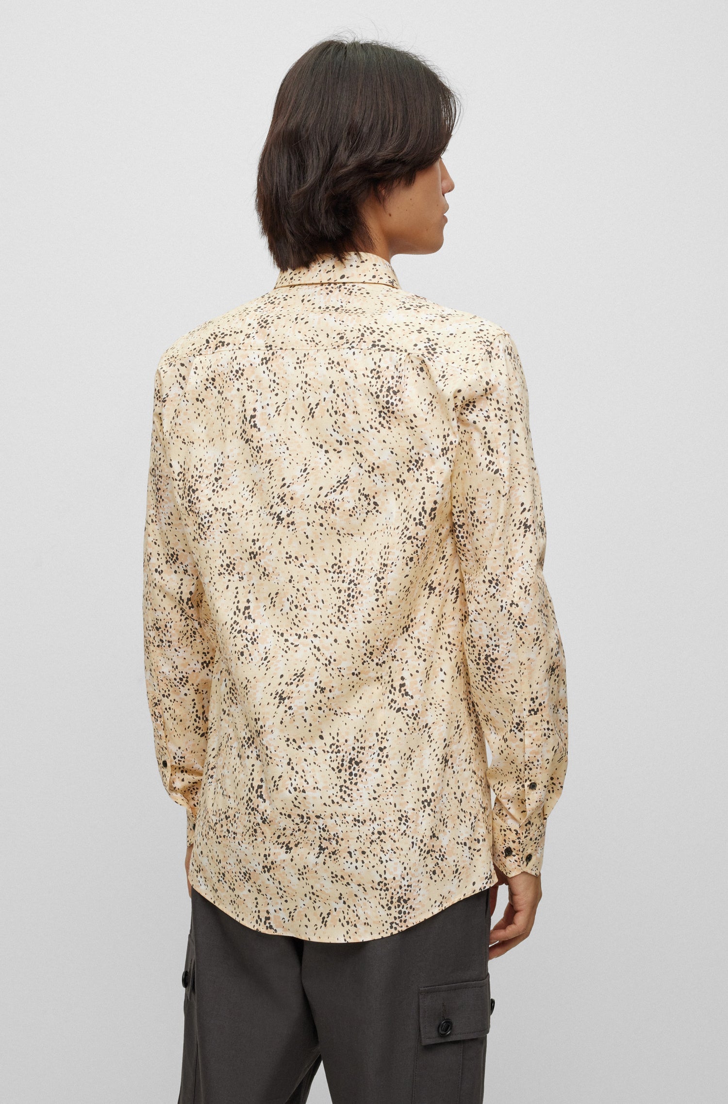 LIGHT BEIGE // BUSINESS SHIRTS ELISHA02