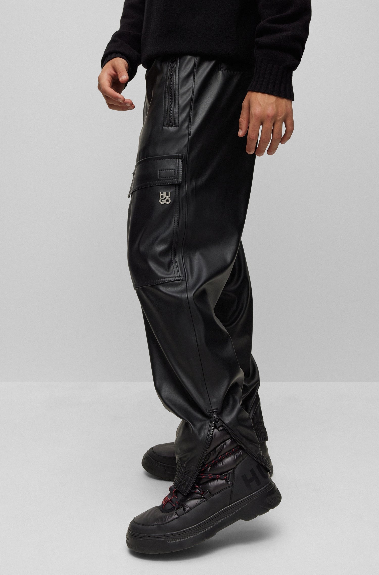BLACK // CASUAL TROUSERS GANNO234