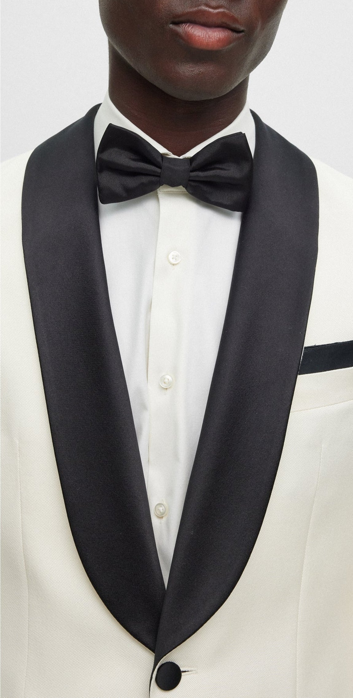 WHITE // BLAZERS L-HARVERS-TUX-234
