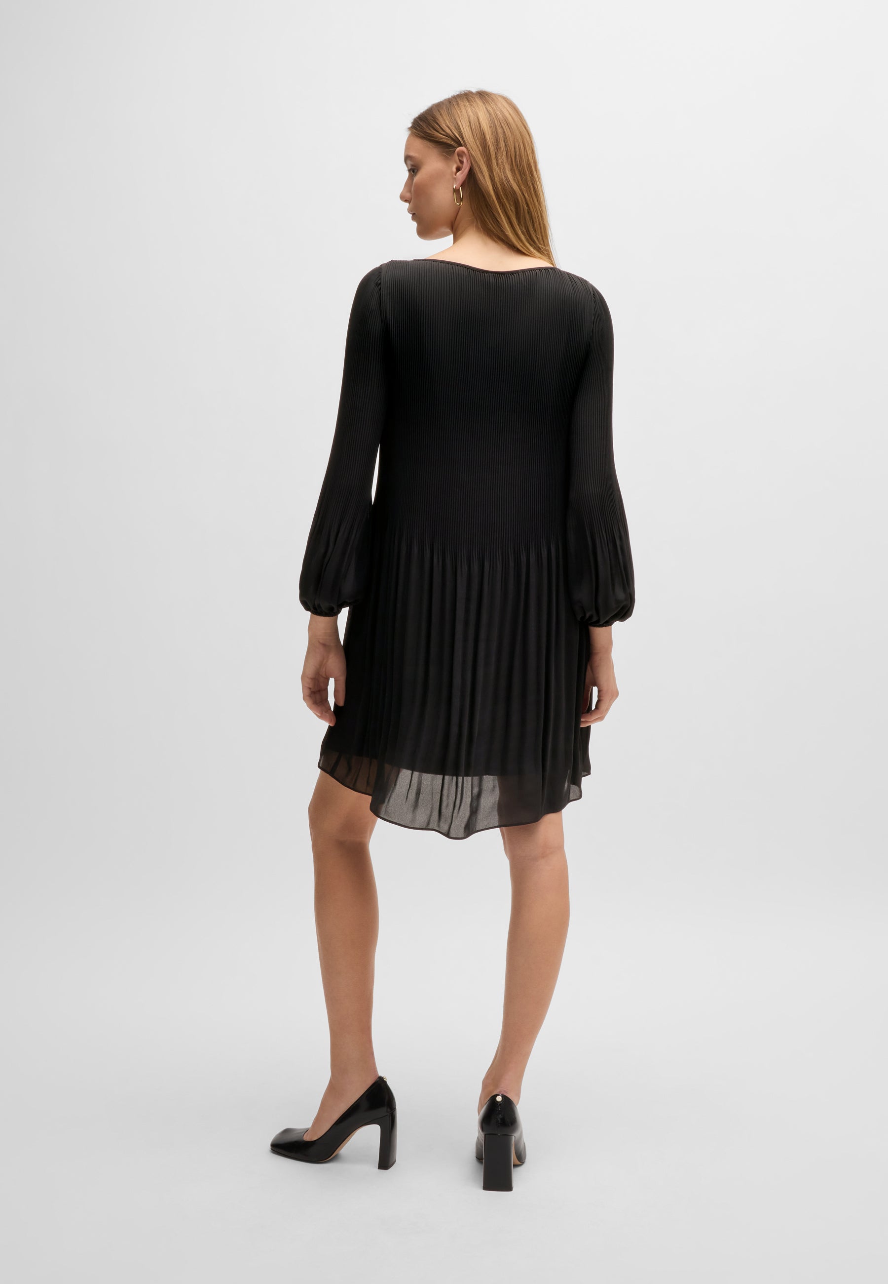 BLACK // BUSINESS DRESSES DASIE