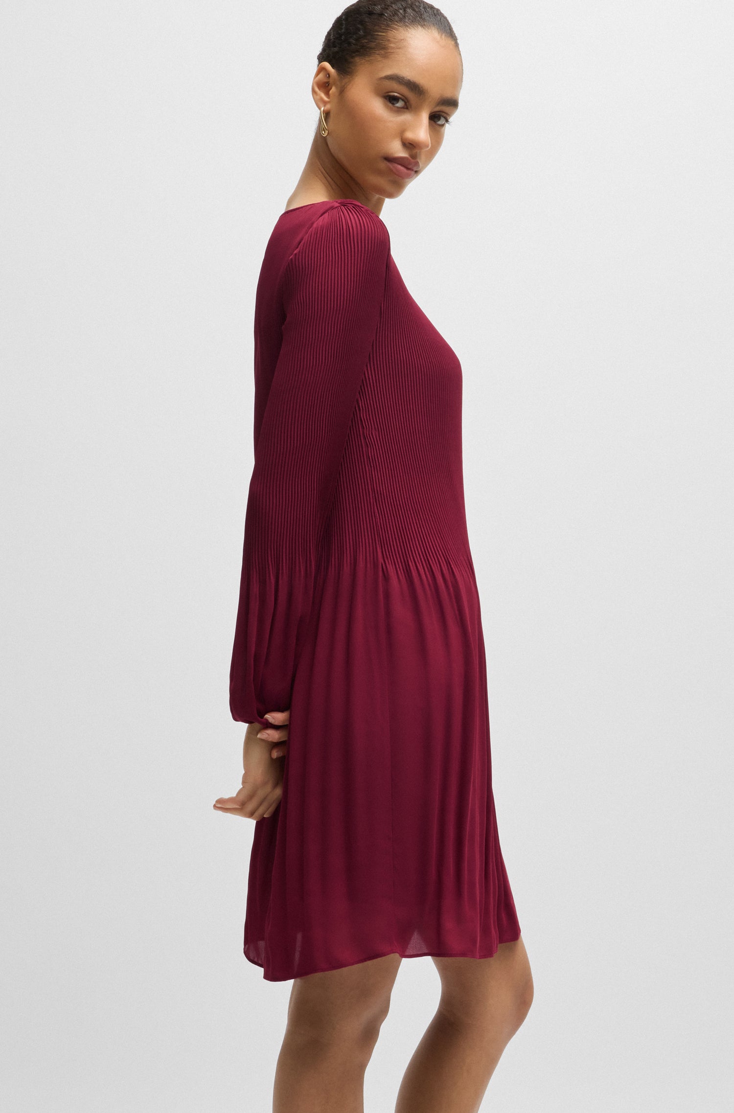 DARK RED // BUSINESS DRESSES DASIE