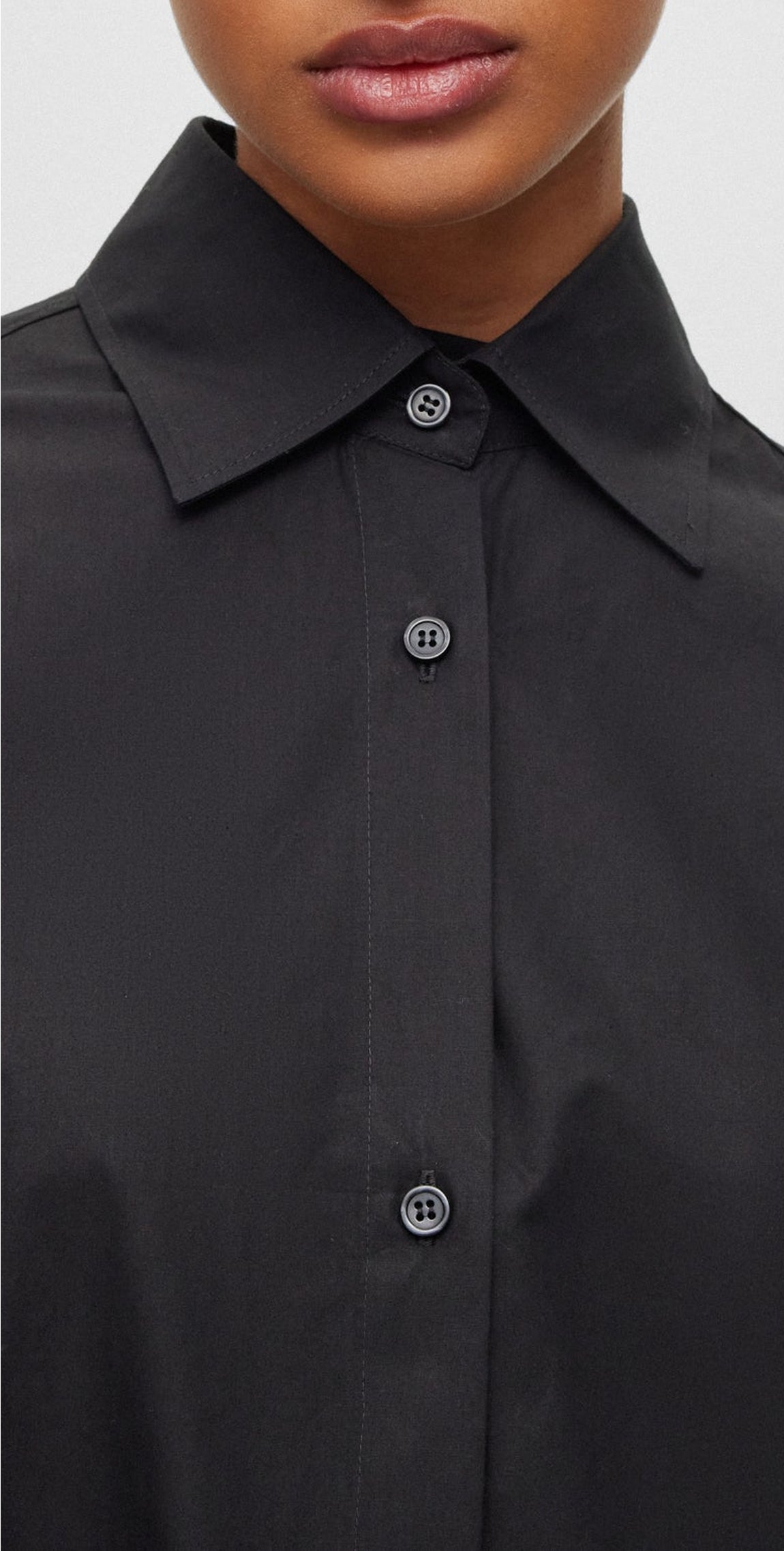 BLACK // TAILORED BLOUSES BAREID