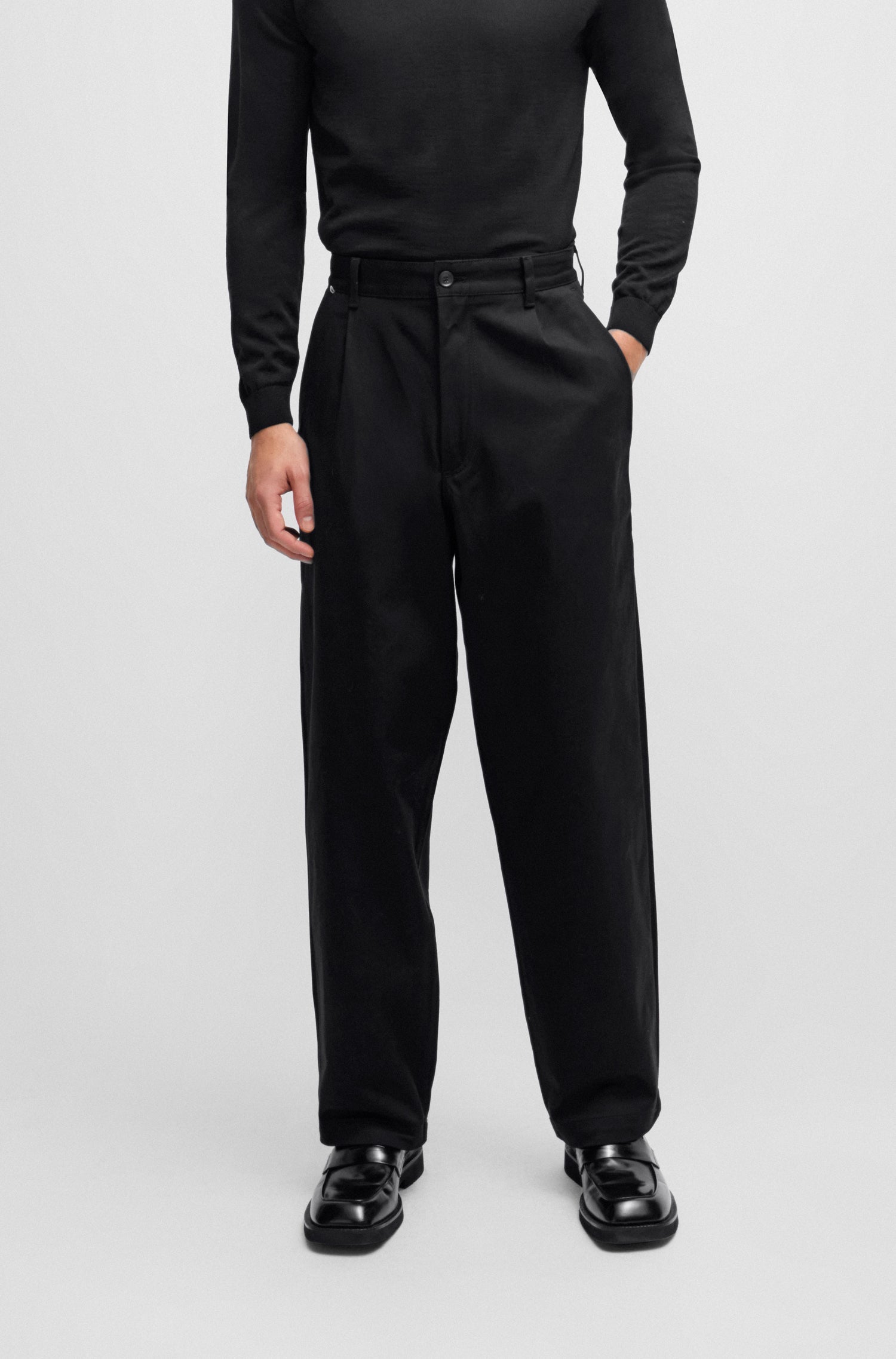 BLACK // CASUAL TROUSERS KAIDEN-DPL