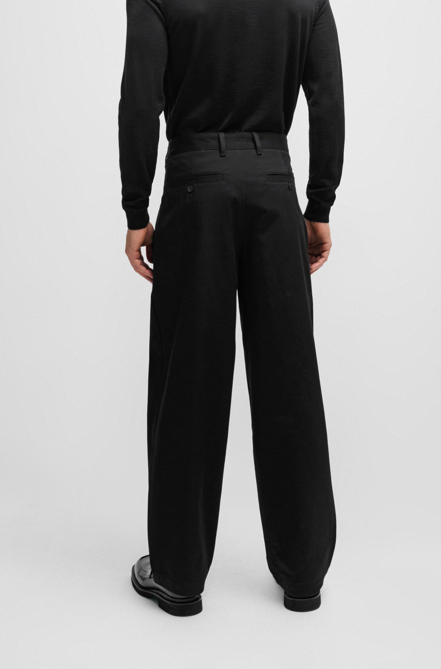 BLACK // CASUAL TROUSERS KAIDEN-DPL